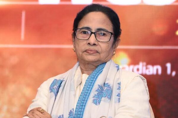 Mamata Banerjee Waqf Amendment Meeting :ممتا بنرجی کی وقف ترمیمی بل پر اماموں کے ساتھ اہم میٹنگ، مرشدآباد تشدد پر بی جے پی کا شہید دن 