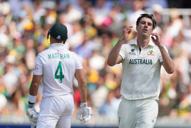 RSA vs AUS WTC final 2025: ۔ پیٹ کمنز کی شاندار گیند بازی کرتے ہوئے